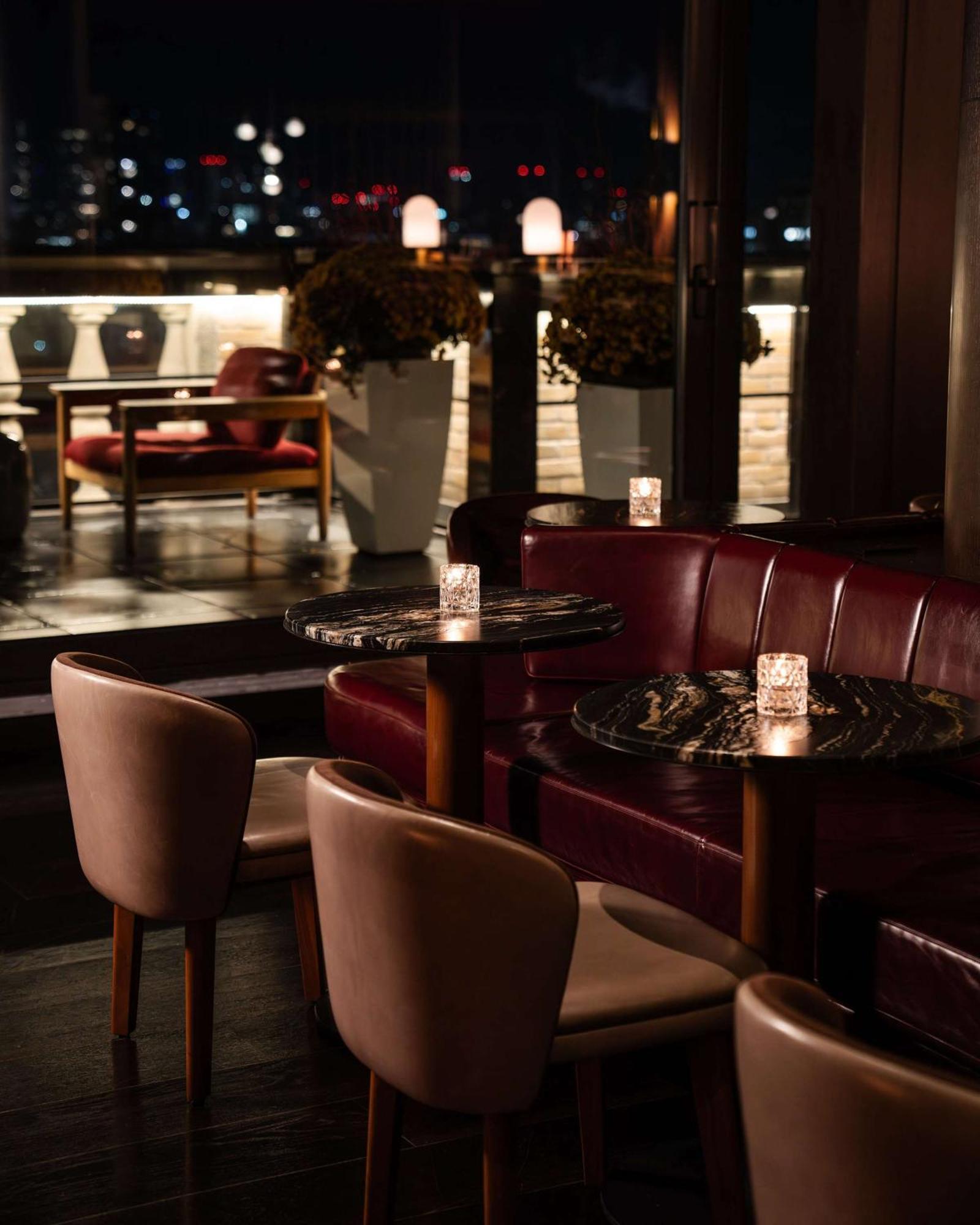 Park Hyatt Toronto Hotel Exterior photo